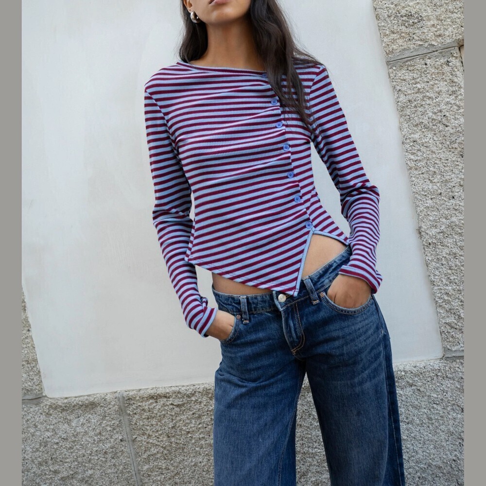 Red & Blue Striped Ribbed Knit Button Front Asymmetric Hem Long Sleeve Top